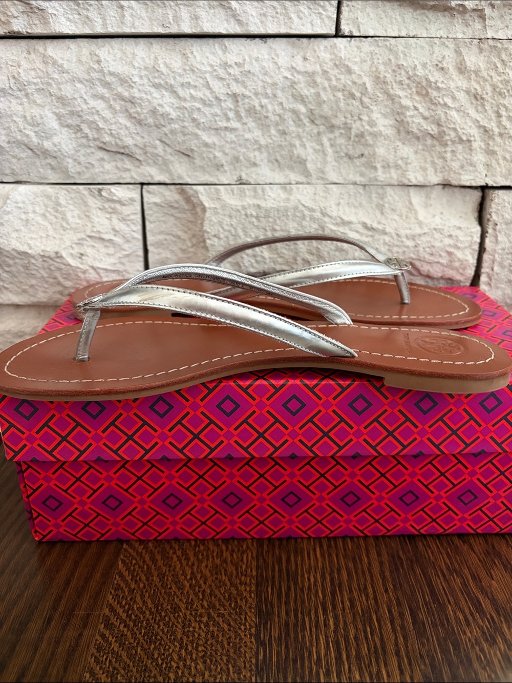 Tory Burch Terra Thong - Silver - Picture 4 of 6